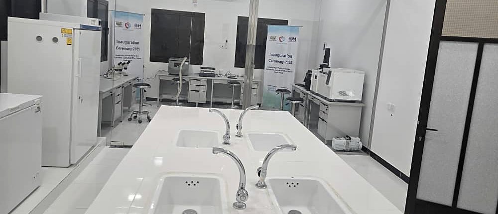 The equipped laboratory in the Seiyun project